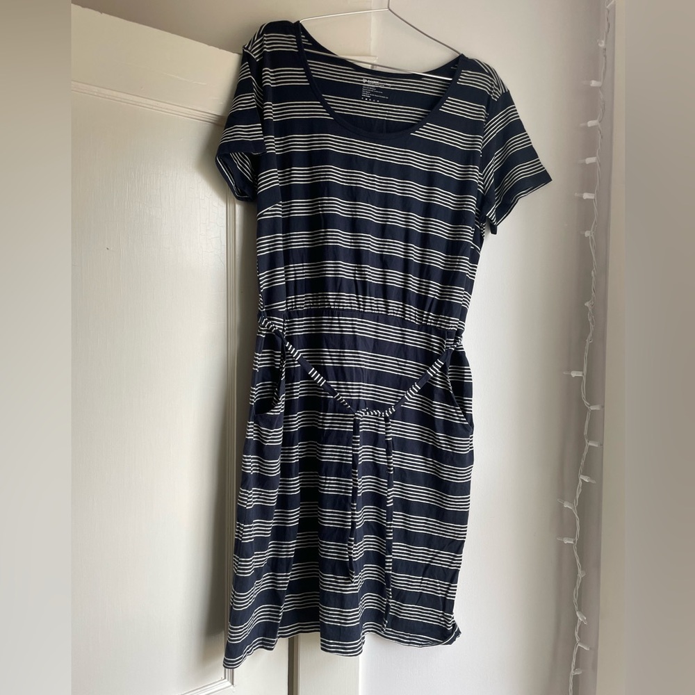 Pact Organic XL tshirt dress with pockets navy with white stripes